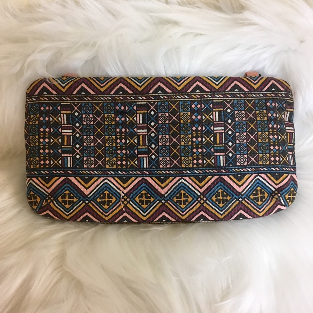 Geometric Print Zip Closure Chain Crossbody Bag - Picture 7 of 8